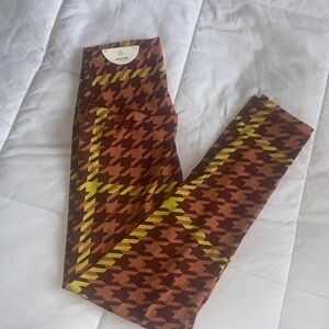 SPRING VIBES NWT Aerie Offline Xtra 7/8 legging printed size M